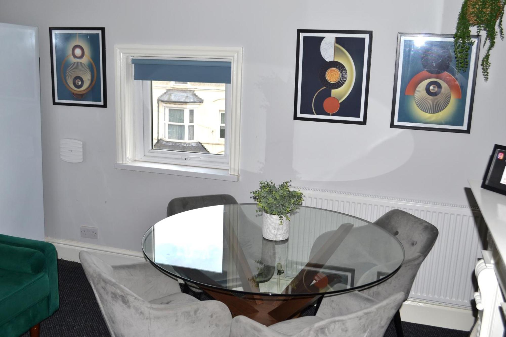 Cottage Style 2 Bedroom Apt In City, Near Utilita Arena & Free Parking Бірмінгем Екстер'єр фото